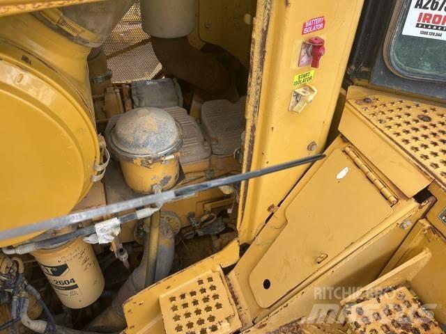 CAT D9T Rupsdozers