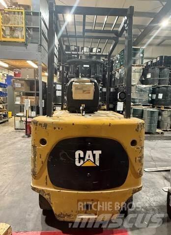 CAT E8000 Elektrische heftrucks
