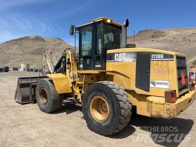 CAT IT38 Wielladers