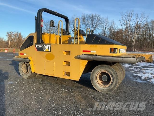 CAT PS360C Bandenwalsen