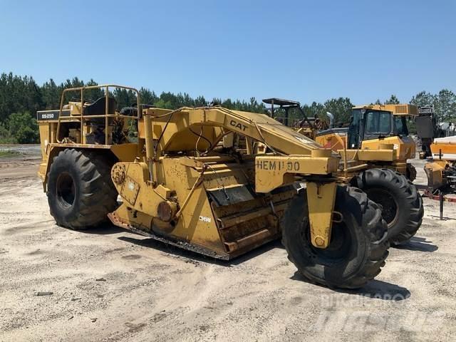 CAT SS-250 Grondverdichtingsmachines