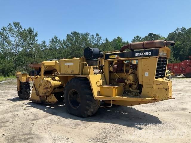 CAT SS-250 Grondverdichtingsmachines
