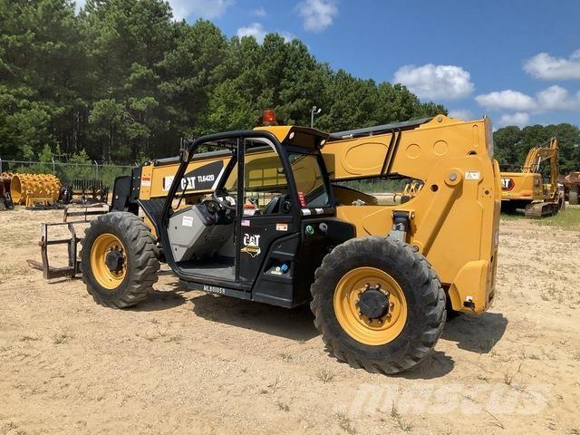 CAT TL642D Verreikers