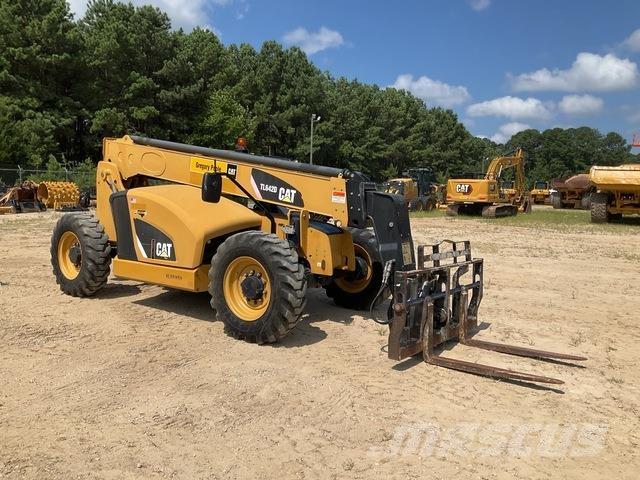 CAT TL642D Verreikers