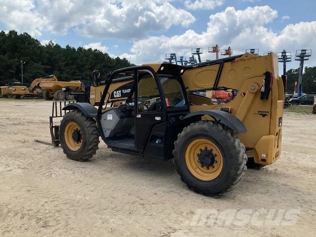 CAT TL642D Verreikers