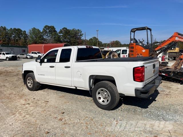 Chevrolet 1500 Bestelwagens met open laadbak