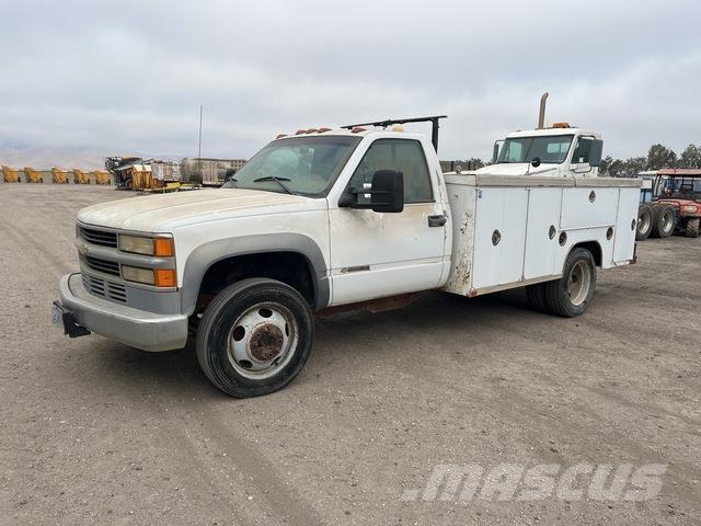 Chevrolet 3500 Bestelwagens met open laadbak