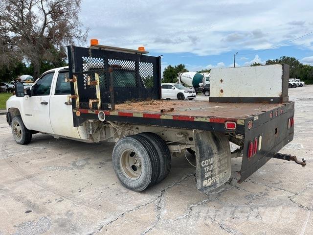 Chevrolet 3500 Bestelwagens met open laadbak