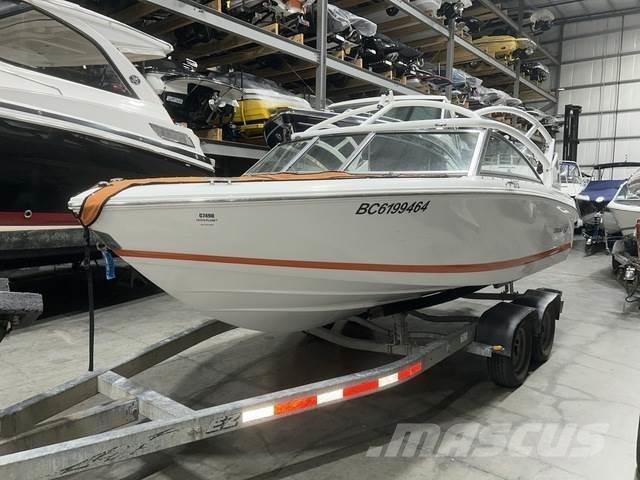  Cobalt 200S Werkboten en pontons