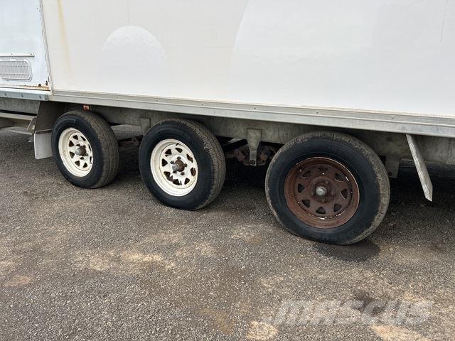  Custom Built Stalen constructies