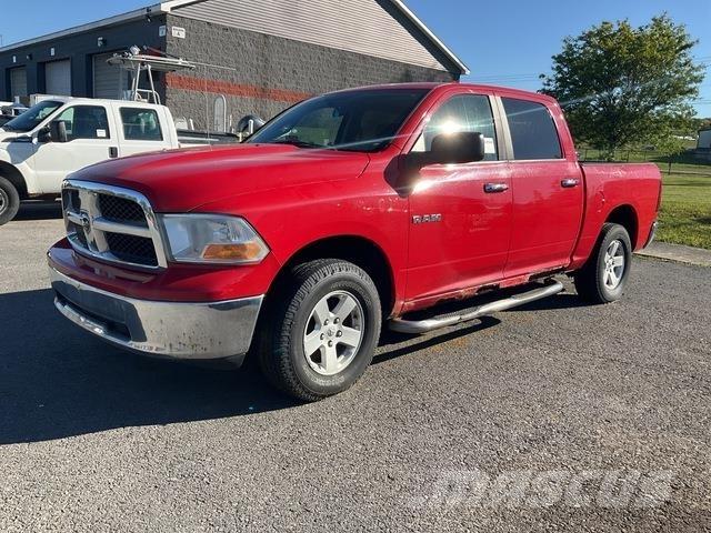 Dodge 1500 Bestelwagens met open laadbak