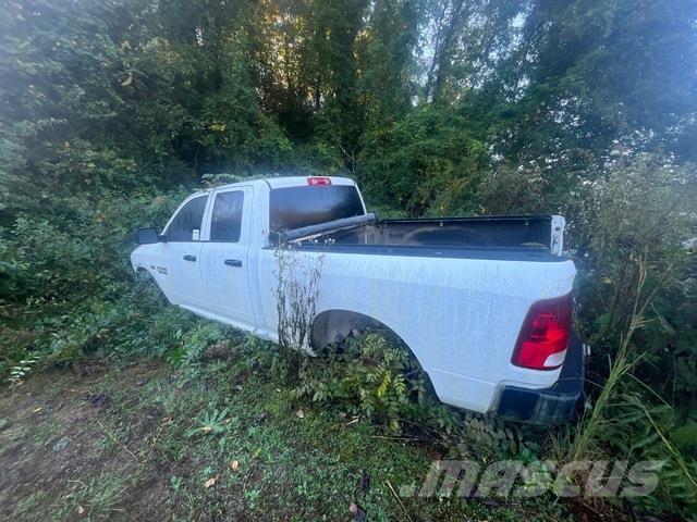 Dodge Ram Bestelwagens met open laadbak