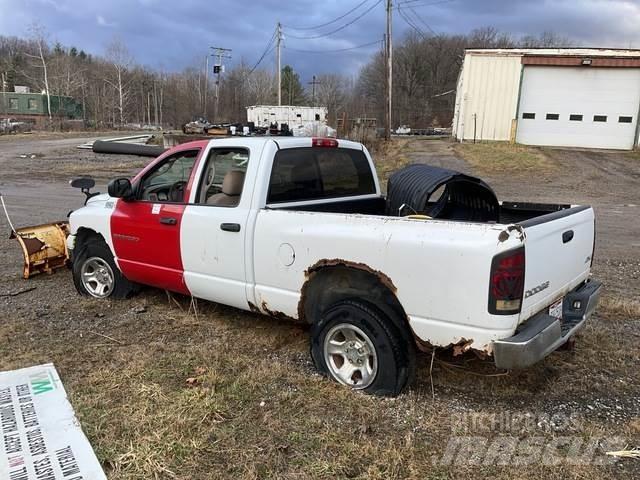 Dodge Ram 1500 Sneeuwschuivers en -ploegen