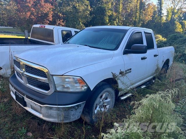 Dodge Ram 1500 Bestelwagens met open laadbak
