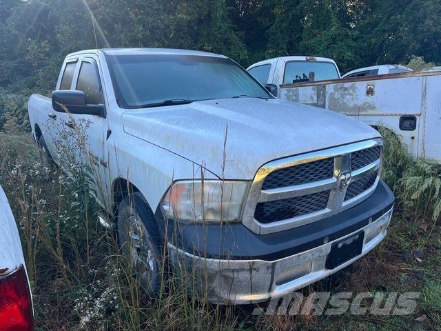 Dodge Ram 1500 Bestelwagens met open laadbak