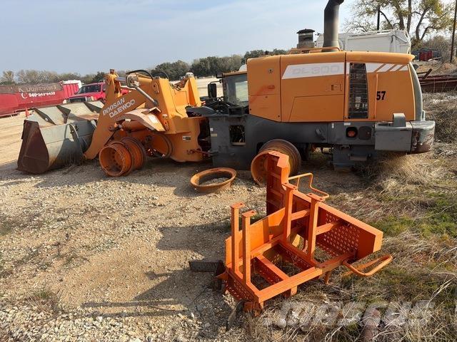 Doosan DL300 Wielladers