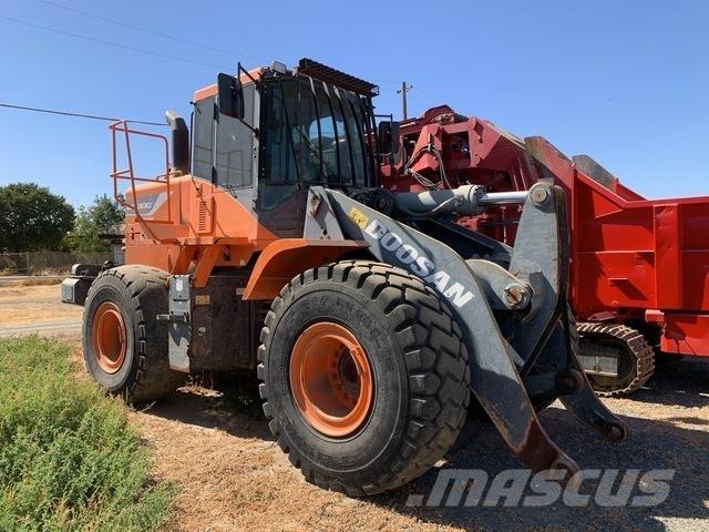 Doosan DL300-5 Wielladers