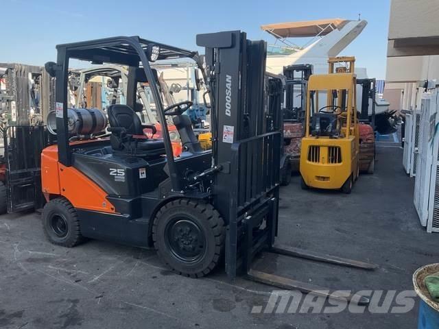 Doosan G25E-7 Bouw - Overige