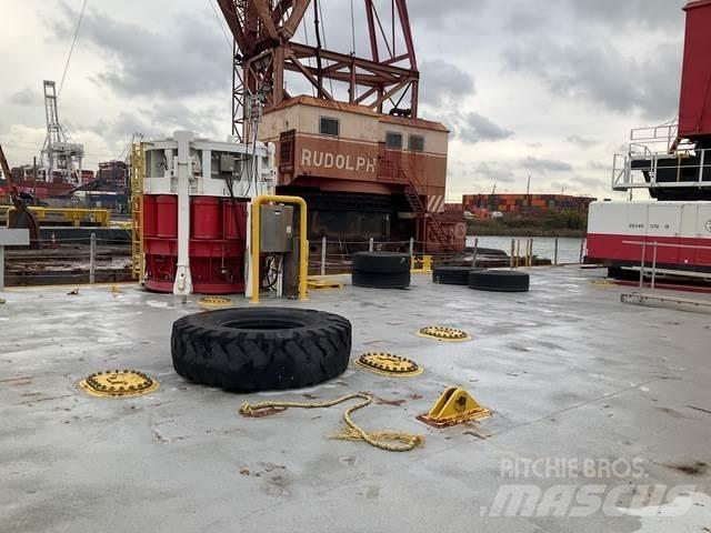  Dravo 28 Werkboten en pontons