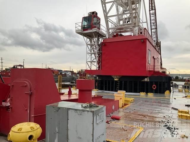  Dravo 37 Werkboten en pontons