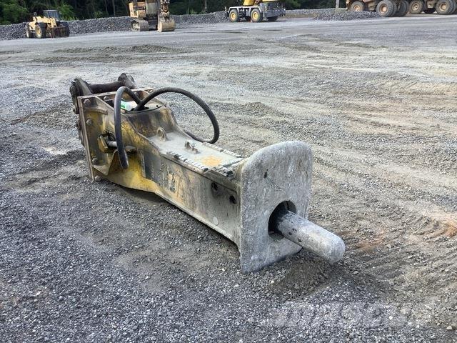 Epiroc HB3100 Hamers en brekers