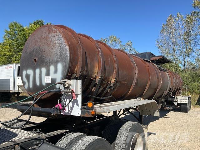 Etnyre  Materiaal transport voertuigen