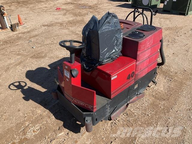 Factory Cat  Veegmachines voor binnen