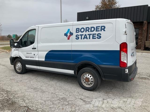 Ford  Bakwagens met gesloten opbouw