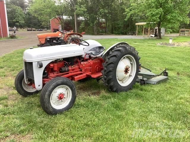 Ford 8N Tractoren