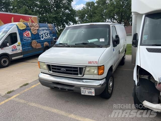 Ford E-150 Gesloten bedrijfswagens