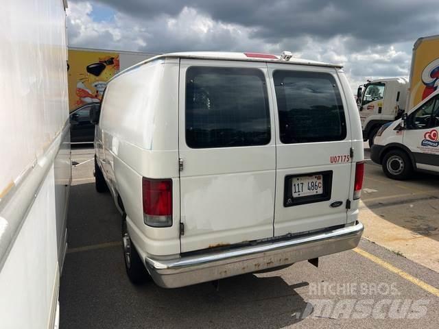 Ford E-150 Gesloten bedrijfswagens