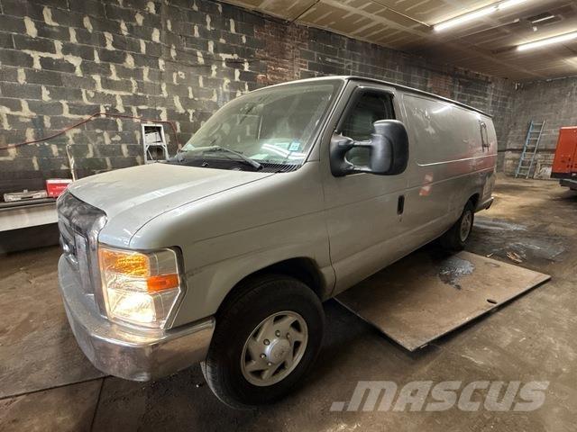 Ford E-250 Gesloten bedrijfswagens