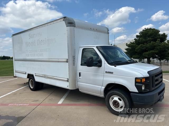 Ford E-350 Bakwagens met gesloten opbouw