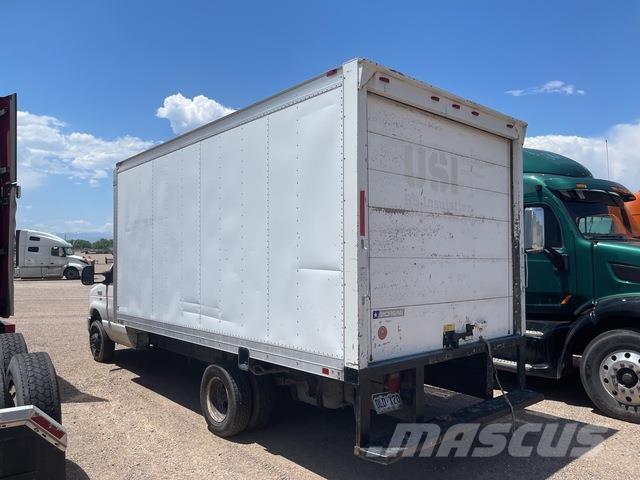 Ford E-350 Bakwagens met gesloten opbouw