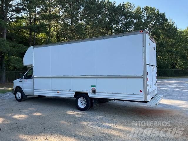 Ford E-350 Gesloten opbouw