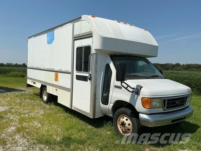 Ford E-350 Gesloten bedrijfswagens