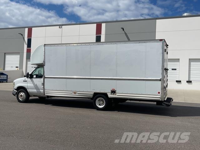 Ford E-350 Bakwagens met gesloten opbouw