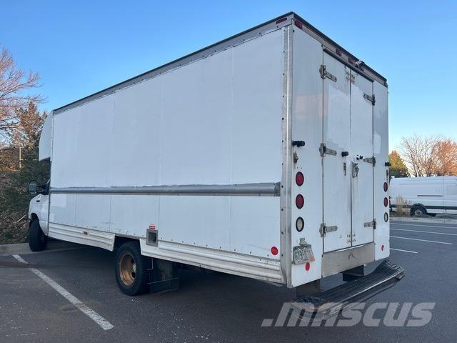 Ford E-350 Gesloten bedrijfswagens