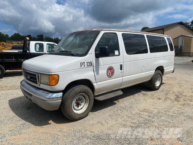 Ford E-350 Auto's