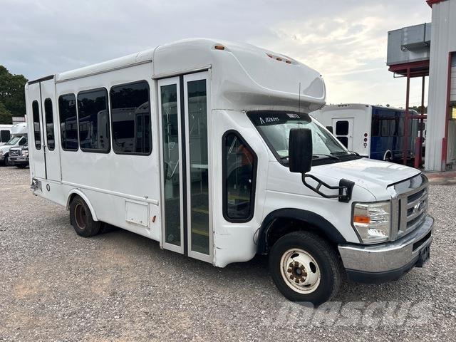 Ford E-350 Minibussen