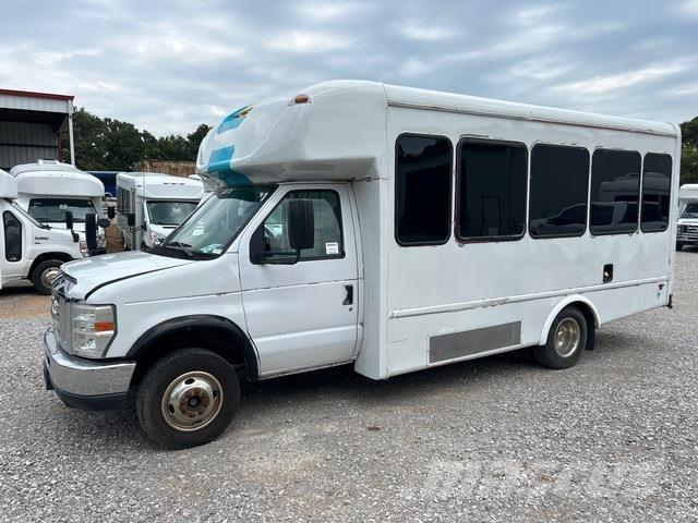 Ford E-350 Minibussen
