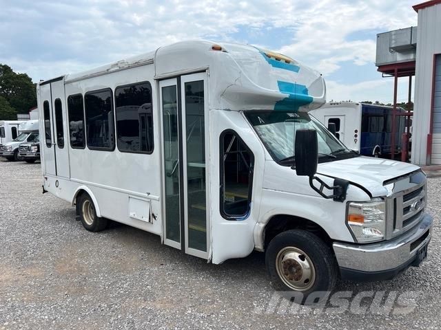 Ford E-350 Minibussen