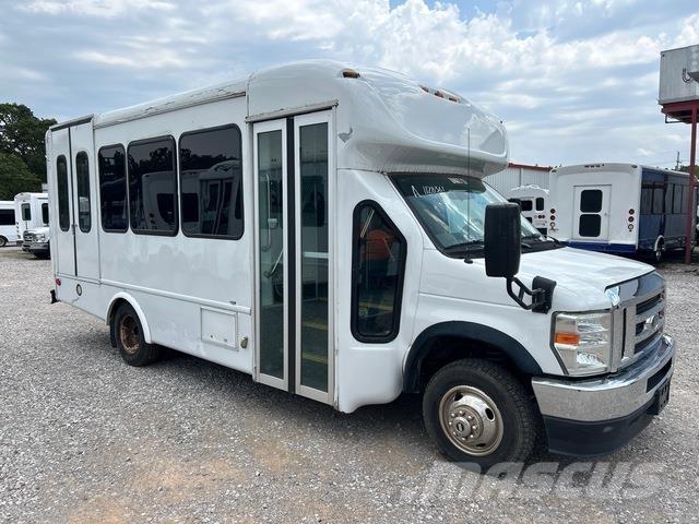 Ford E-350 Minibussen