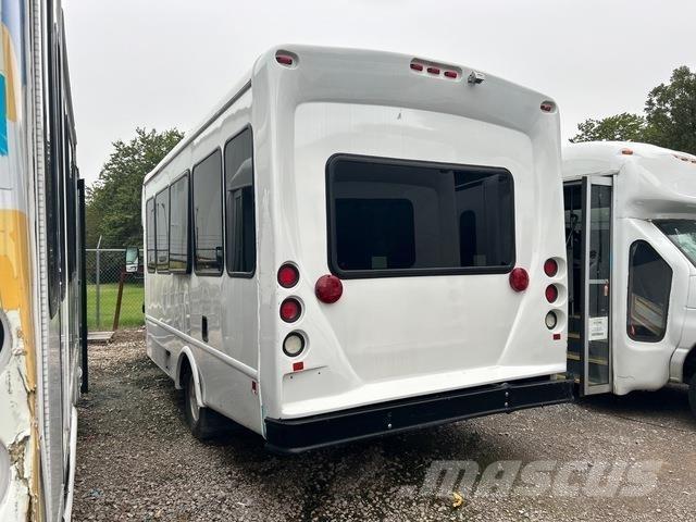 Ford E-350 Minibussen