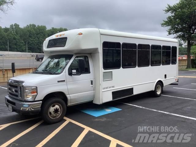 Ford E-450 Minibussen