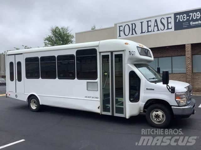 Ford E-450 Minibussen