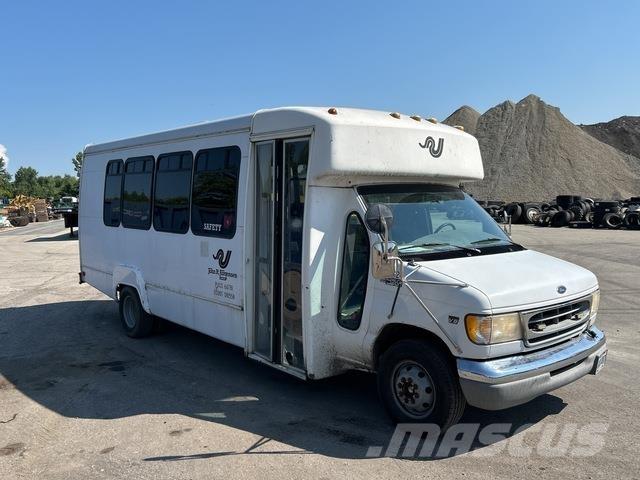 Ford E-450 Minibussen