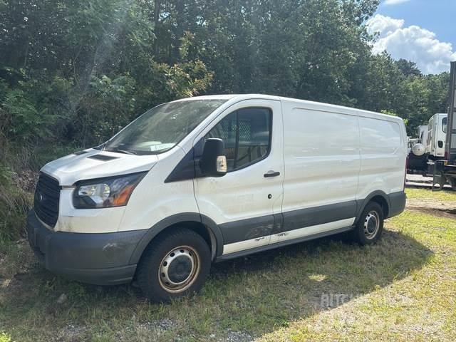 Ford E150 Gesloten bedrijfswagens