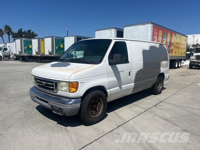 Ford E250 Gesloten bedrijfswagens