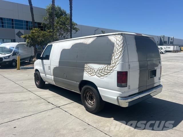 Ford E250 Gesloten bedrijfswagens